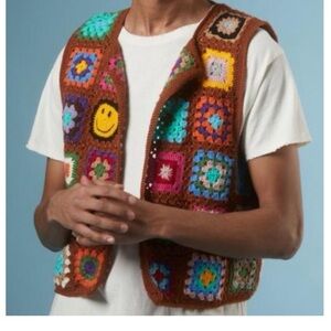 LC23 from urban outfitters men’s Colorful Crochet Patchwork Vest Sz L